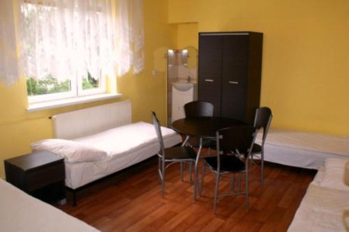 Dom Turysty Pttk Hostel Stary Toruń Екстериор снимка